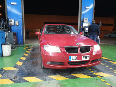 BMW 320d at import test